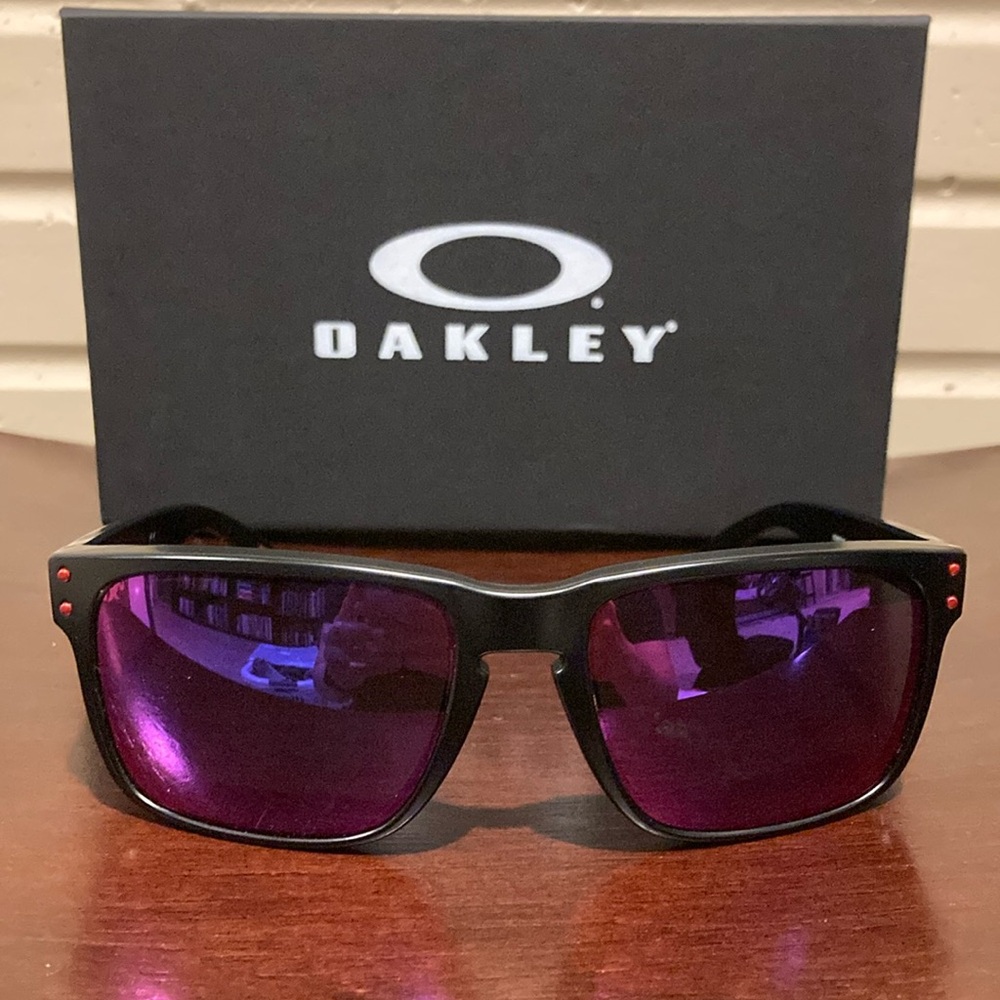 Custom Oakley Holbrook Sunglasses